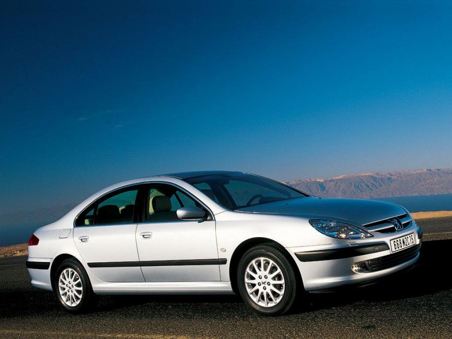 Peugeot 607 1999 года  (фото 17 из 53)
